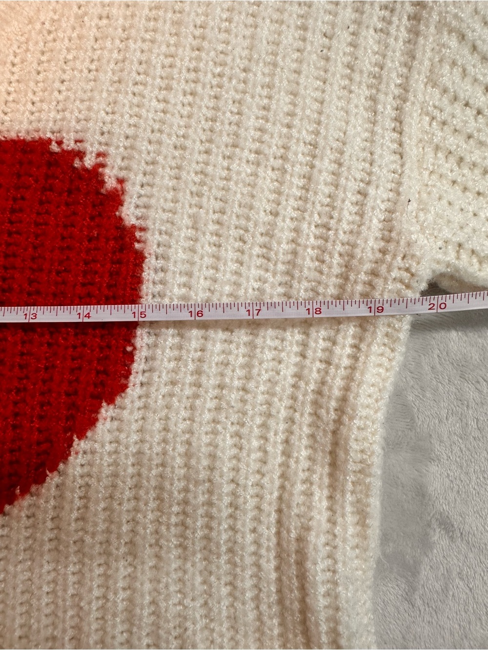 Torrid Ivory Red Heart Chunky Knit V-Neck Sweater Size 00 (M/L) Cozy Valentine - Picture 4 of 8